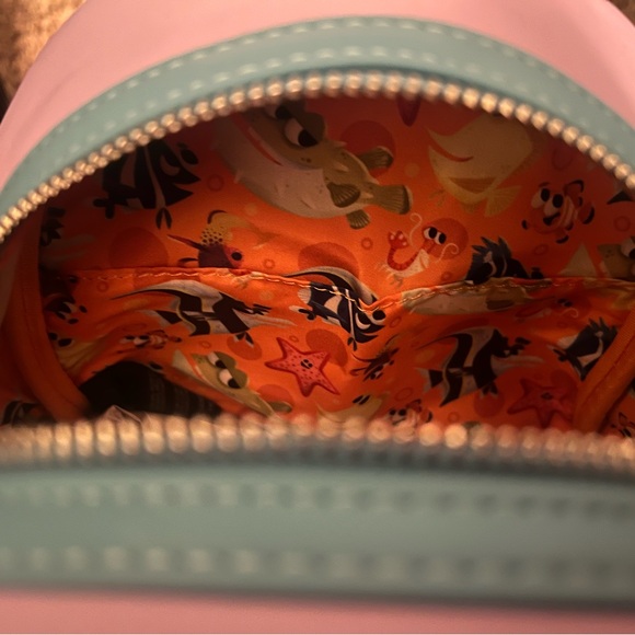 Loungefly Pixar Finding Nemo backpack NEW WITH TAG - Picture 5 of 7
